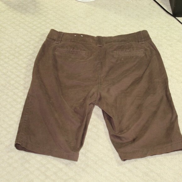 Sonoma Life Style Bermuda Shorts Women's 34x11 Brown Mid Rise Flat Front - Picture 2 of 6